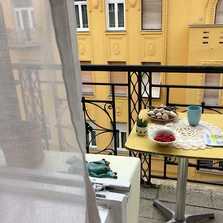 Rakoczi Central Apartment บูดาเปสต์ ภายนอก รูปภาพ